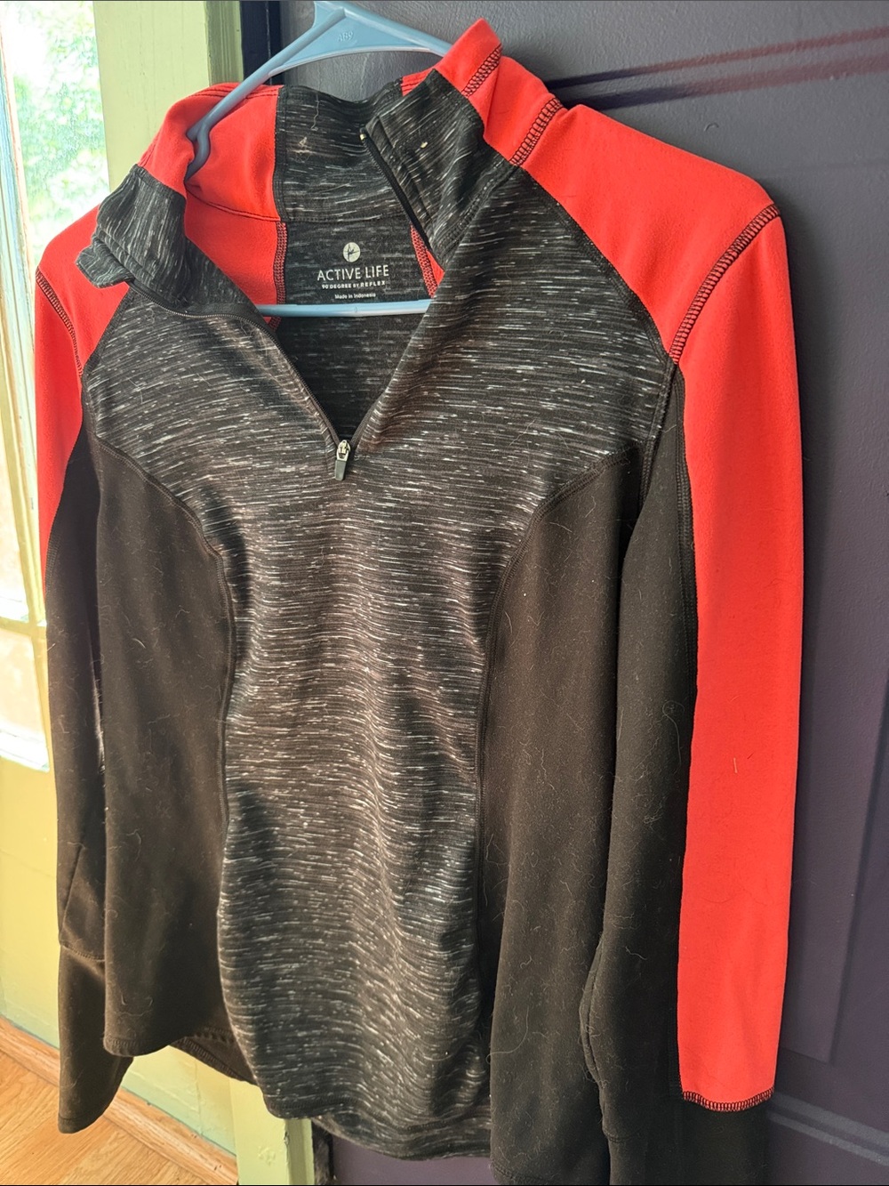 Active Life Activewear Set Women’s Zip-Up Workout Top and Matching Shorts